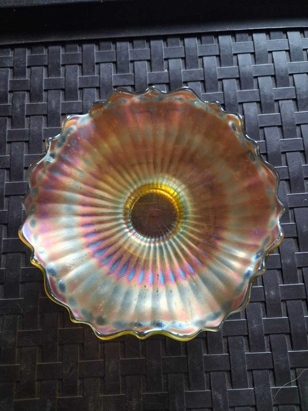 Vintage Fenton Stippled Rays Marigold Carnival Glass Bowl 6"